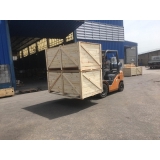 caixa de madeira para transporte Cesário Lange